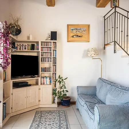 Feriehus Secret Garden House *