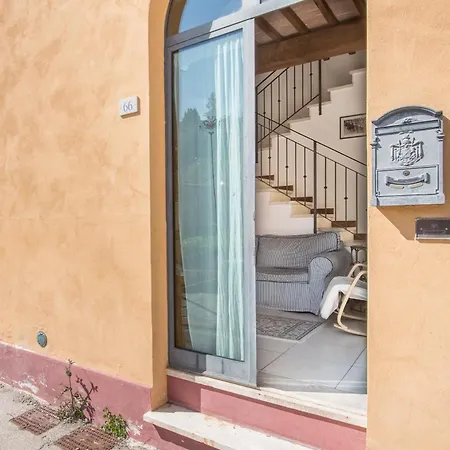 Feriehus Secret Garden House *