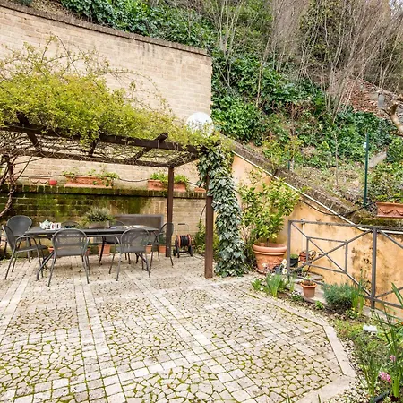 Ferienhaus Secret Garden *